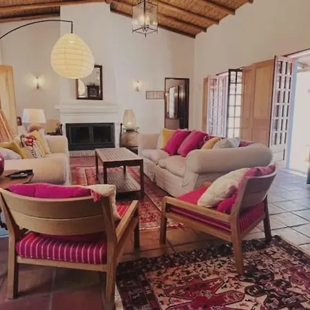 Villa Stylish Private With Pool Near Carvoeira, Algarve *
