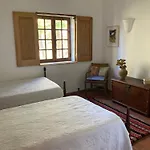 Stylish Private With Pool Near Carvoeira, Algarve * לגואה