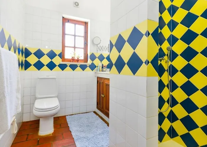 Stylish Private With Pool Near Carvoeira, Algarve