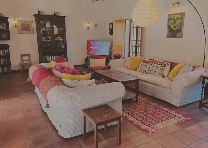 Stylish Private With Pool Near Carvoeira, Algarve 拉戈阿