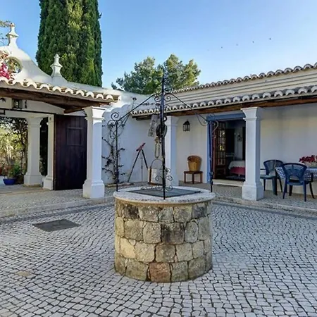 Stylish Private With Pool Near Carvoeira, Algarve