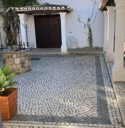 Stylish Private With Pool Near Carvoeira, Algarve