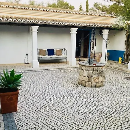Stylish Private With Pool Near Carvoeira, Algarve Villa *